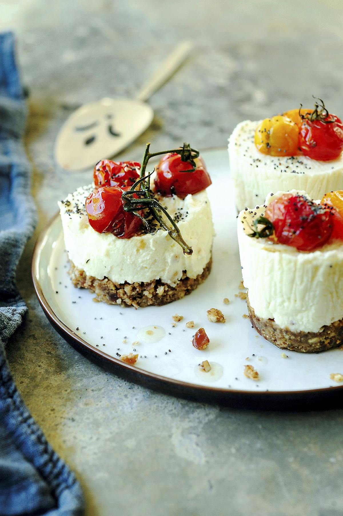 Cheesecake chèvre, dattes et tomates rôties Régal